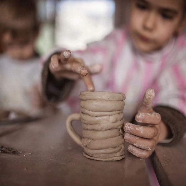 Çocuklar İçin Seramik Atölyesi